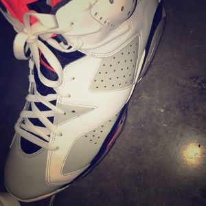 Retro 6 Tinker Hatfield Shoes